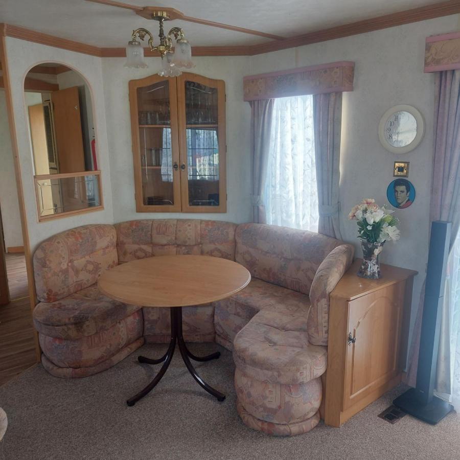 שירנס Warden Springs Caravan Park Ms16 Thornhill Road, Eastchurch,Me124Hf מראה חיצוני תמונה