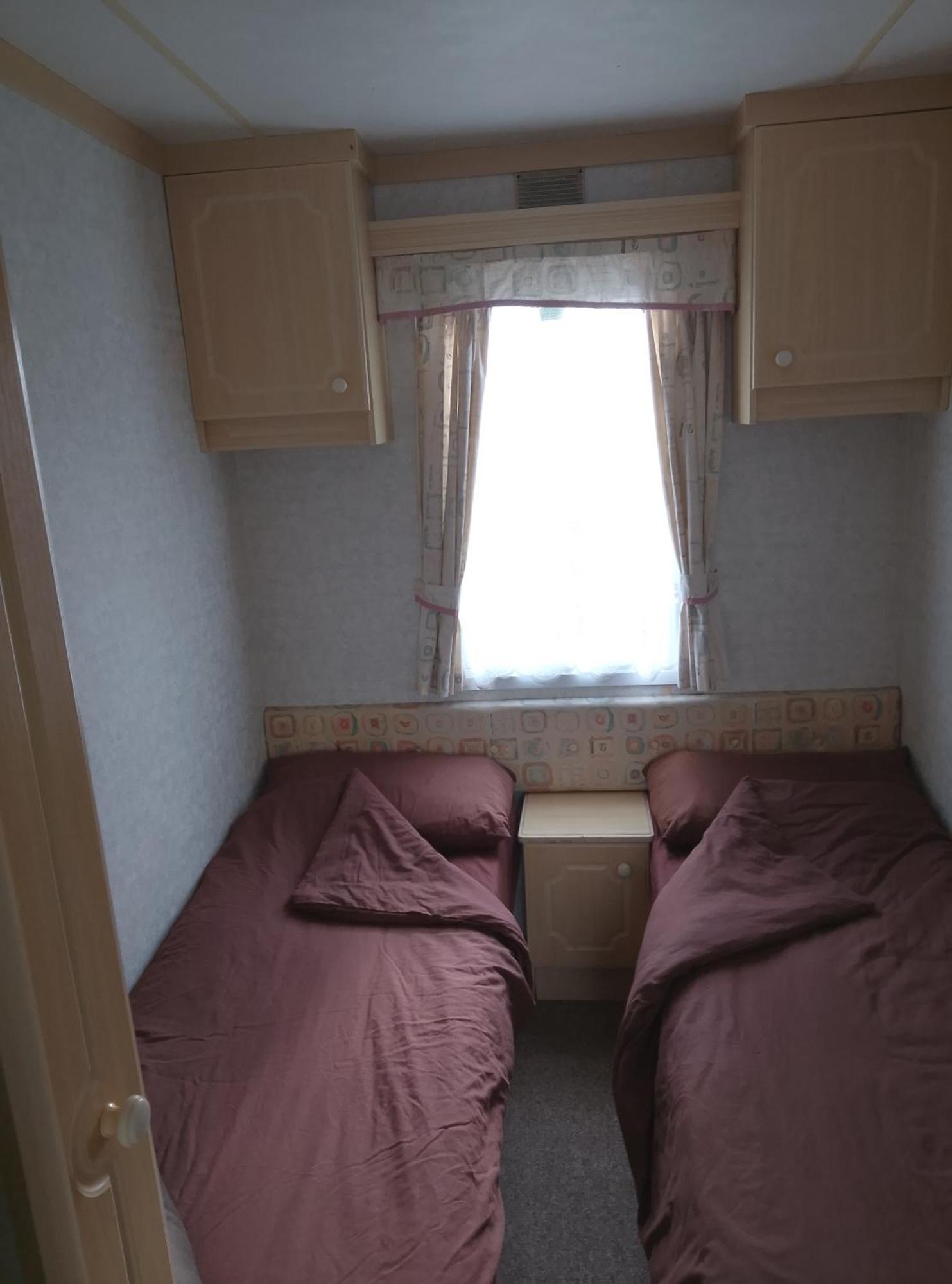 שירנס Warden Springs Caravan Park Ms16 Thornhill Road, Eastchurch,Me124Hf מראה חיצוני תמונה